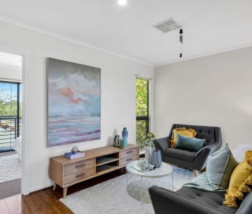 Modern 3-Bedroom Townhouse in the Heart of Mawson Lakes - Photo 5