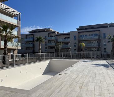 location Appartement T3 DE 59.57m² À FREJUS - Photo 2