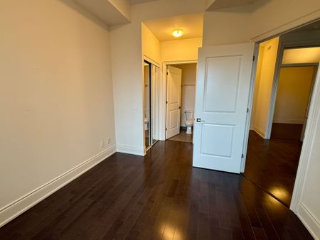 For Lease - 23 Glebe Road Unit# 818, Toronto, Ontario - Photo 2