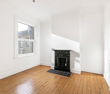 2 Bed Maisonette, Hibbert Road, E17 - Photo 3
