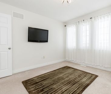 For Lease - 996 BOOTH Avenue Unit# Upper, Innisfil, Ontario - Photo 6