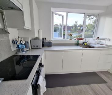 2 bedroom apartment to rent - Photo 6