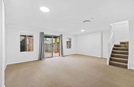Perfectly Positioned Family Home in a Quiet Baulkham Hills Pocket | 6 Month Lease - Photo 3