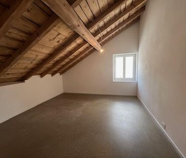 Bel appartement mansardé de 3.5 pièces au 3ème étage avec beaucoup ... - Foto 5
