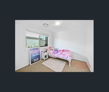 Stunning family home! - Photo 2