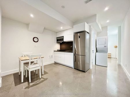 42 Tottenham Road #BSMT - Photo 4