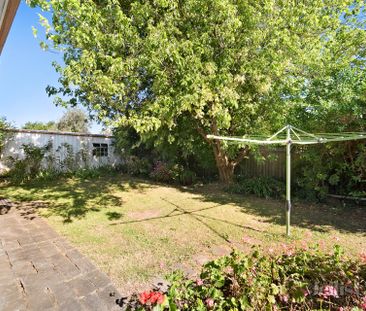 4 Lambert Street, Wendouree - Photo 2