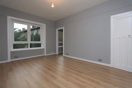 3 bedroom apartment to rent - Photo 5