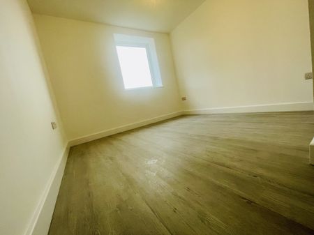 Bingley Road, Bradford - Photo 2