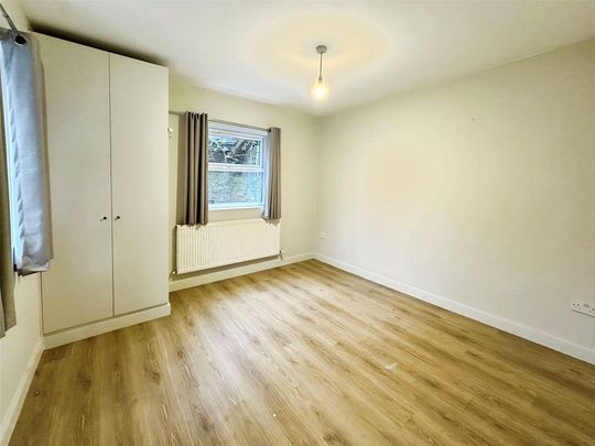 3 bedroom apartment to rent - Photo 1