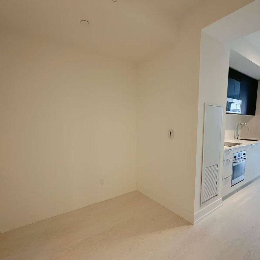 For Lease - 308 Jarvis Street Unit# 914, Toronto, Ontario - Photo 1