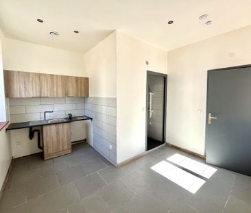 Location Appartement 1 pièce 15m² TOURCOING 59200 - Photo 3