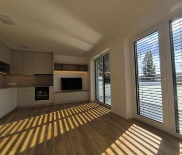 Pronájem bytu 1+kk 40 m2 - Fotografie 2