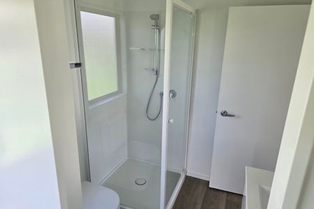 Beautiful, Light & Sunny - Photo 2