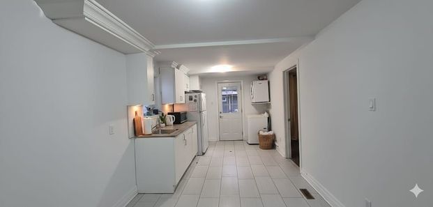 For Lease - 42 Fergus Avenue, Richmond Hill, Ontario - Photo 1