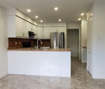 For Lease - 5058 Oscar Peterson Boulevard, Mississauga, Ontario - Photo 3