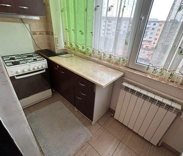 De inchiriat apartament cu 2 camere decomandat, cu balcon 1300lei/luna - Fotografie 4