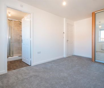 3 Bedroom House To Rent - Photo 2