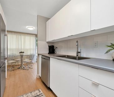Westmount Suites | 750 Wonderland Road South, London - Photo 1
