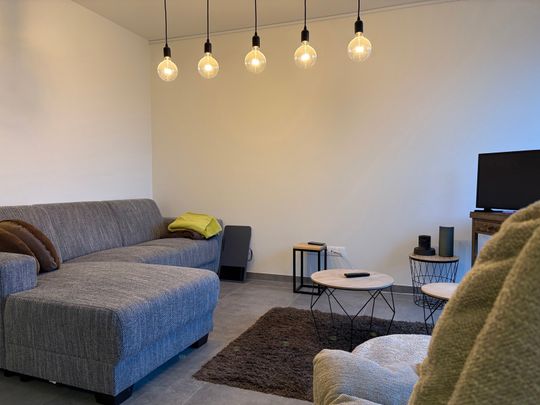 Appartement te huur - Foto 1