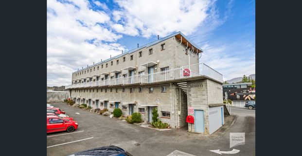 Renovated Unit in Great Location - Photo 1