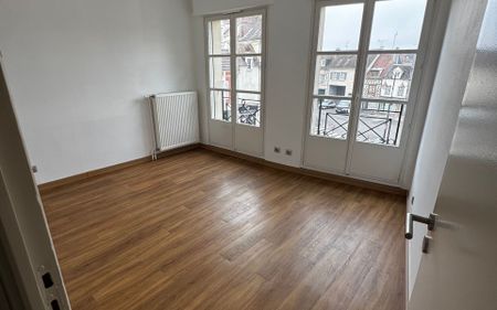 Appartement à louer 4 pièces • Compiègne - Photo 3