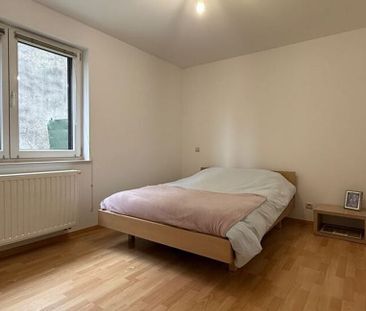 Appartement te huur in Leuze-en-Hainaut voor € 825 met 2 slaapkamers - Foto 4