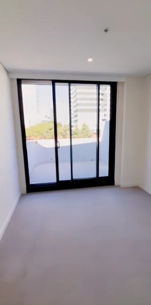 1C Gloucester Ave, Sydney - Photo 1