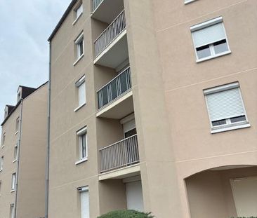 Location Appartement 1 pièce 37m² CHATEAUROUX 36000 - Photo 3