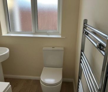 3 bedroom bungalow to rent - Photo 6