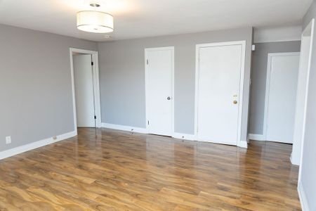 For Lease - 544 Ontario Street, St. Catharines, Ontario - Photo 4