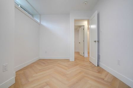 For Lease - 1344 Pape Avenue Unit# Unit 1, Toronto, Ontario - Photo 4