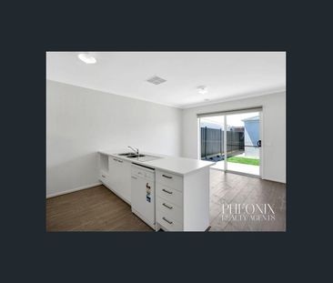 3 X BEDROOM HOME IN PRIME LOCATION! - Photo 1