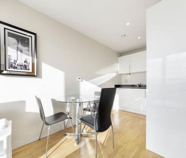 1 bedroom flat to rent - Photo 3