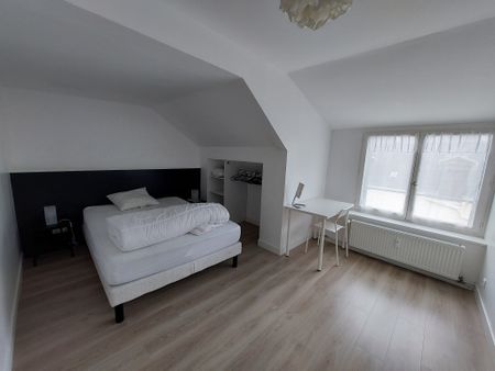 Location Appartement 4 pièces 69m² LE TREPORT 76470 - Photo 4