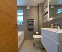 3 bedroom detached house to rent - Photo 2