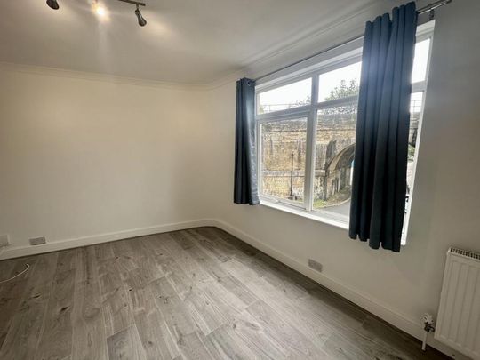 2 bedroom maisonette to rent - Photo 1