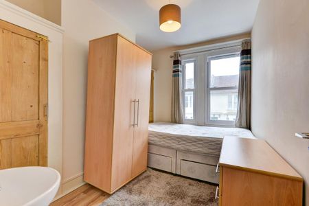 6 bedroom house to rent - Photo 5