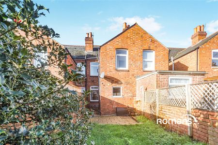 3 bedroom house to rent - Photo 3