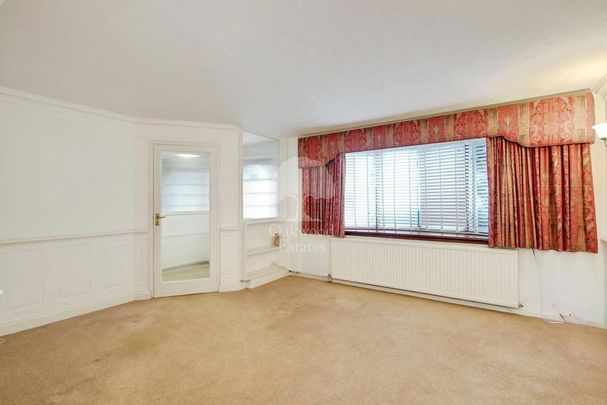 4 bedroom semi-detached house to rent - Photo 1