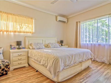 3 Bedroom Home offering Convenience - Photo 3