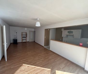 Location Appartement 2 pièces 53m² LILLE 59000 - Photo 1
