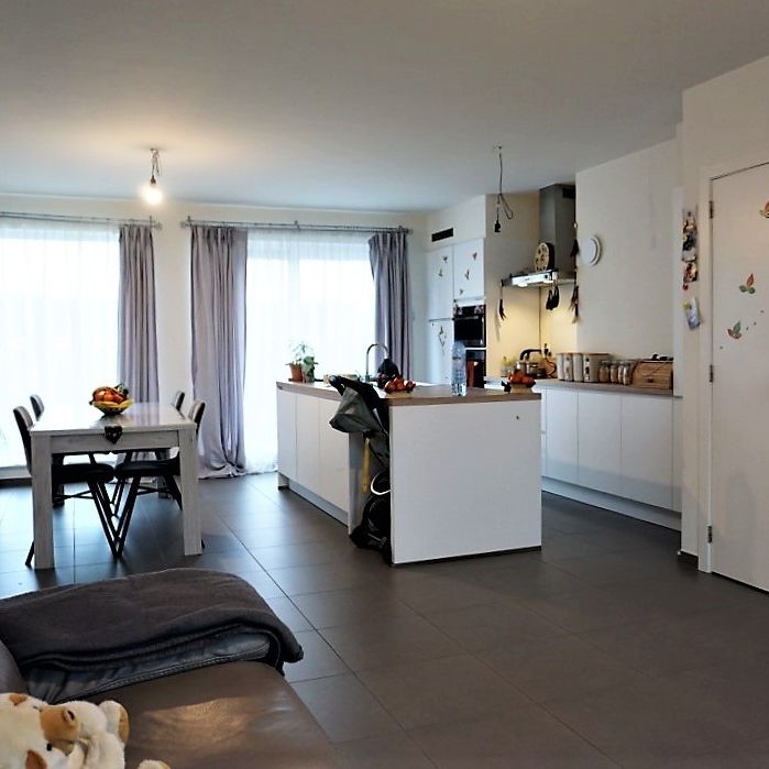 Recent 3-kamer duplex-appartement met 2 autostaanplaatsen - Photo 1