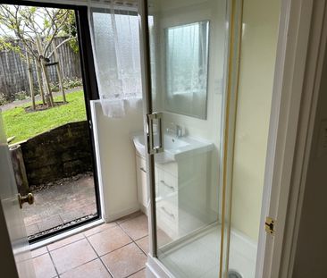 One Bedroom Unit - Photo 2