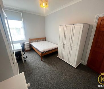 5 bedroom terraced house to rent - Photo 2