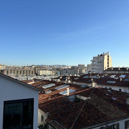 Location Studio meublé 24m² Marseille 13007 - Photo 4