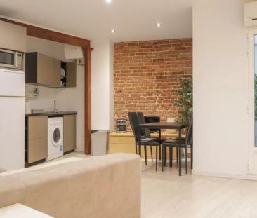 1-bedroom apartment for rent in Arapiles, all bills included - Photo 3