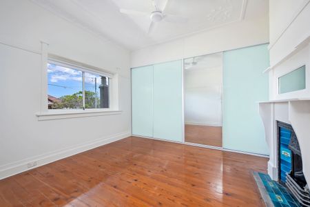 Freshly presented home in Campsie - Photo 4