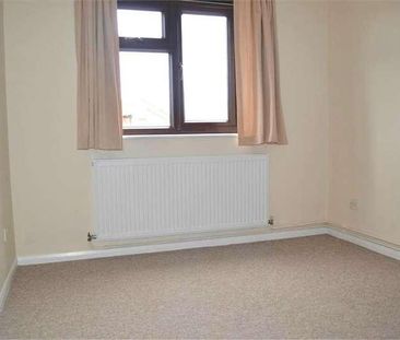 Bellevue Close, Potton, Sandy, SG19 - Photo 4