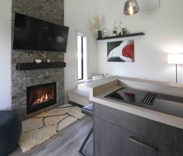 LUXE LIVING - Photo 5